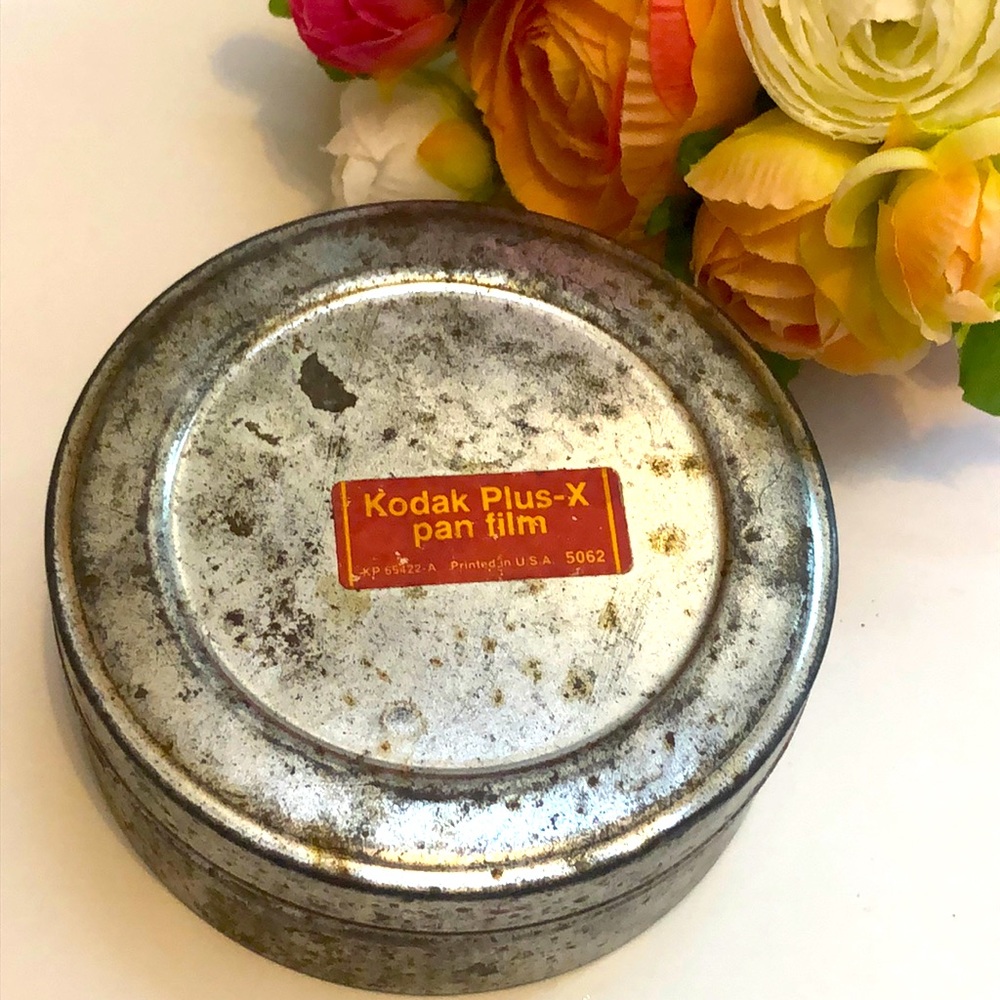 KODAK PLUS X pan film container Metal with instruction sheet Vintage Film